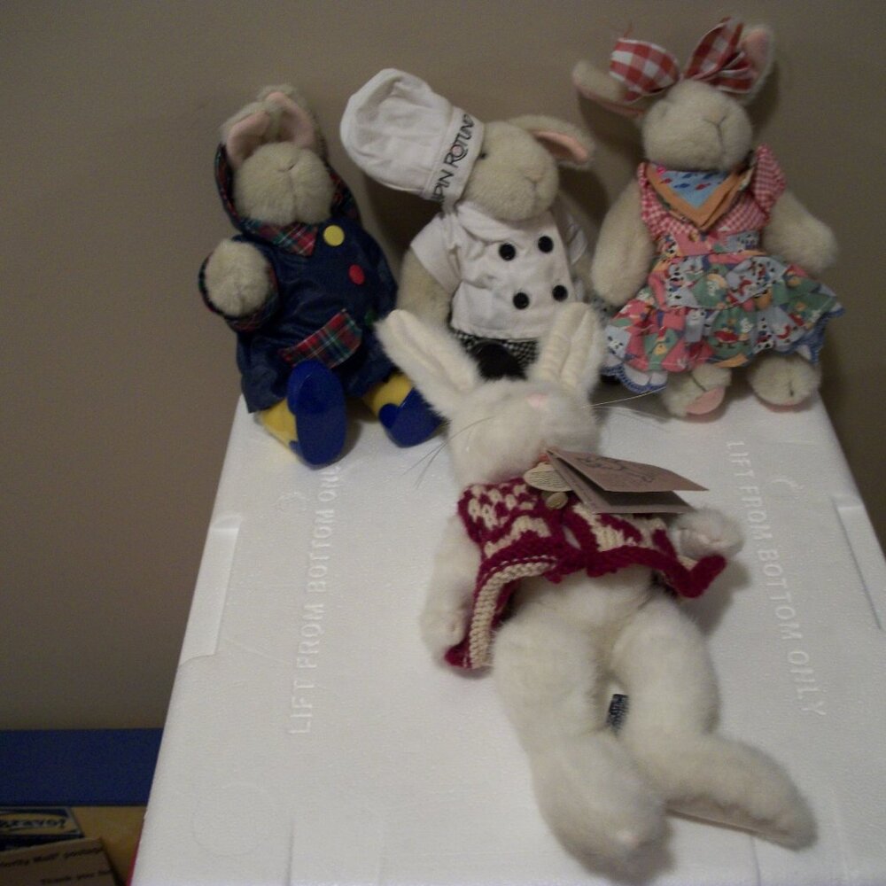 Lot of  3 Muffy Vanderhare Plush and 1 Boyd's Bunny